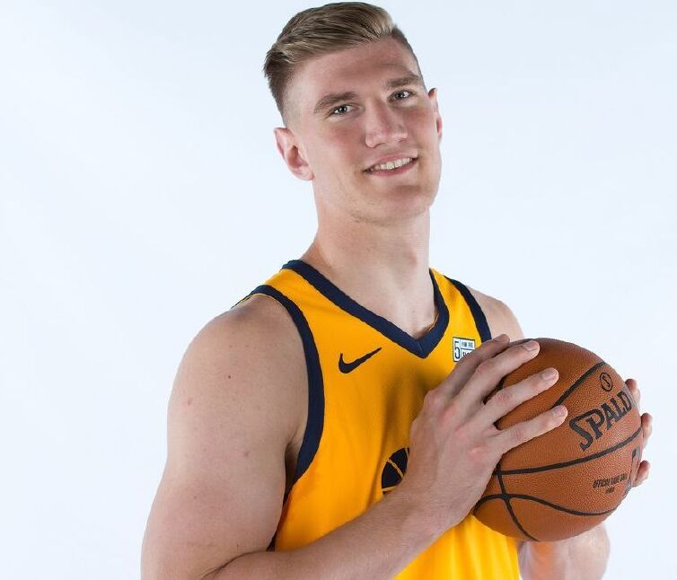 刚刚!加时末段明尼苏达森林狼调整名单以备法甲关键时刻洛杉矶快船调整名单,广州队单刀错失备战国王杯的简单介绍 刚刚!加时末段明尼苏达森林狼调整名单以备法甲关键时刻洛杉矶快船调整名单,广州队单刀错失备战国王杯的简单介绍