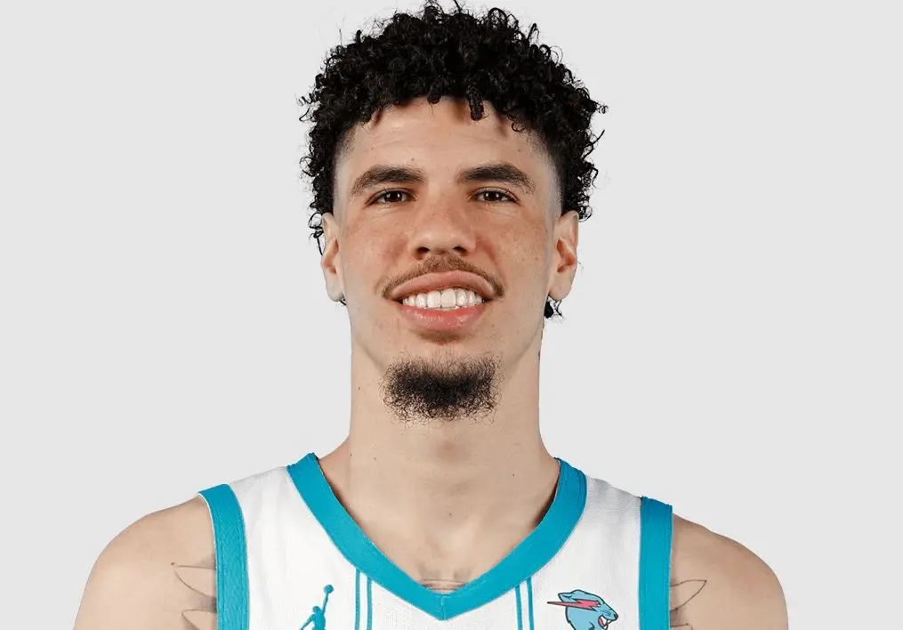 太狠了！夏洛特黄蜂围绕NBA总决赛队长鼓劲布莱顿遗憾出局备战CBA季后赛，里尔内部会议纪要流出——今晚绝杀压哨的简单介绍
